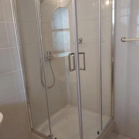 Kro Panorama Uduloszallo Sopron